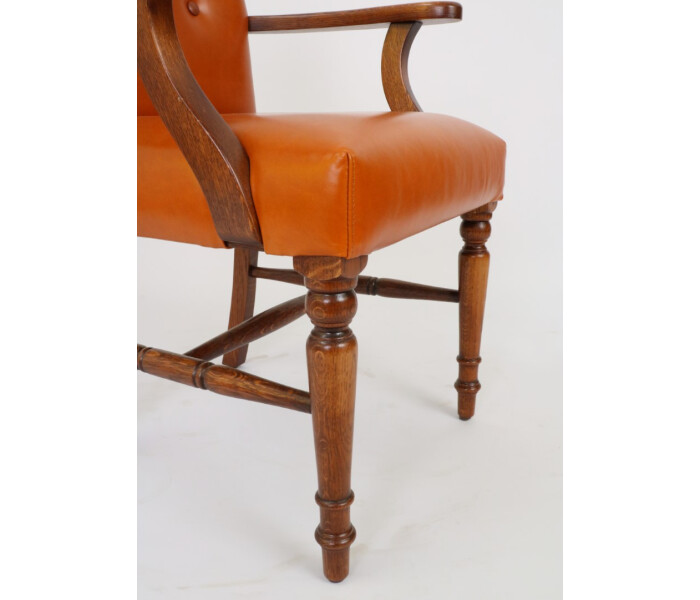 Lincoln Armchair 5 Medium